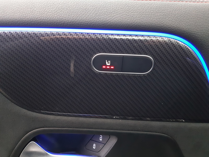 Image Mercedes-Benz GLA 200 d AMG Line  