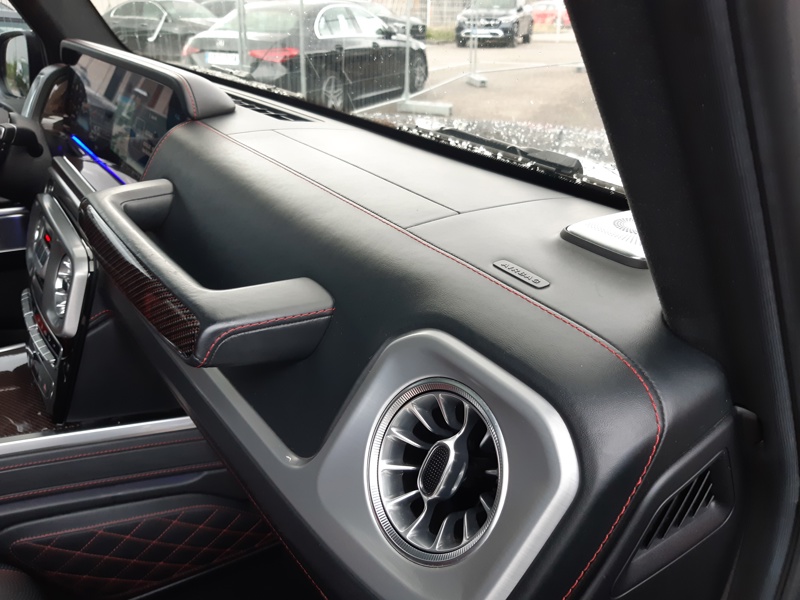 Image Mercedes-Benz CLASSE G Mercedes-AMG G 63 STRONGER THAN TIME EDITION 