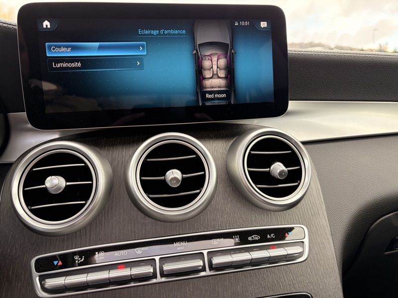 Image Mercedes-Benz GLC SUV GLC 300e 4MATIC SUV AMG Line  