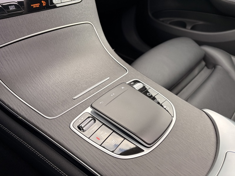 Image Mercedes-Benz GLC SUV GLC 300e 4MATIC SUV AMG Line  