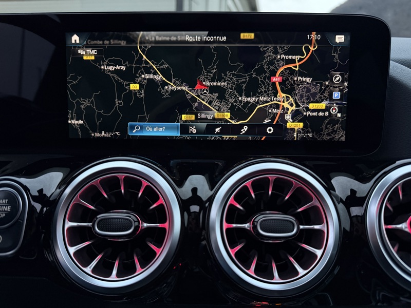 Image Mercedes-Benz GLA 200 d AMG Line  