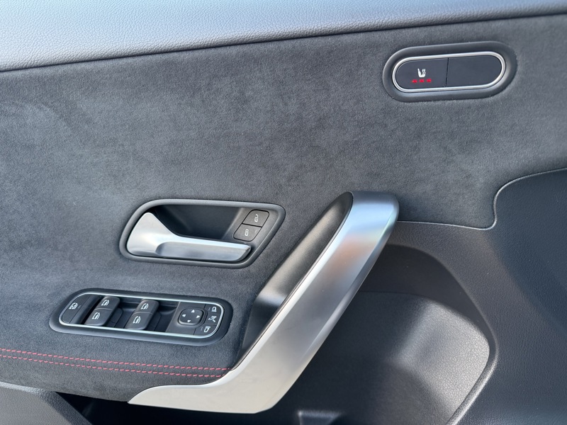 Image Mercedes-Benz CLASSE A 200 d AMG Line  