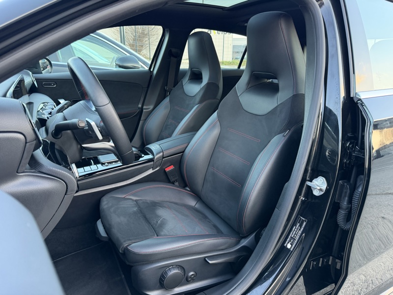 Image Mercedes-Benz CLASSE A 200 d AMG Line  