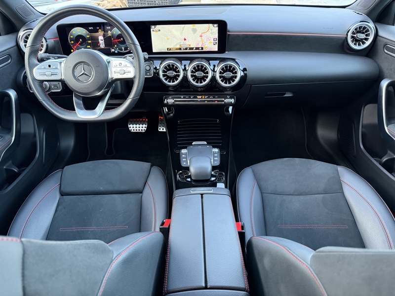 Image Mercedes-Benz CLASSE A 200 d AMG Line  