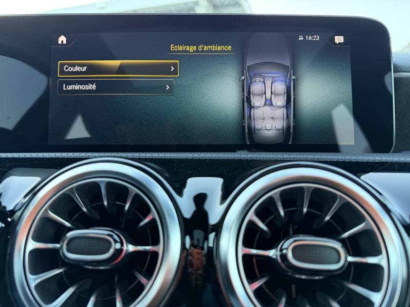 Image Mercedes-Benz CLASSE A 200 d AMG Line  