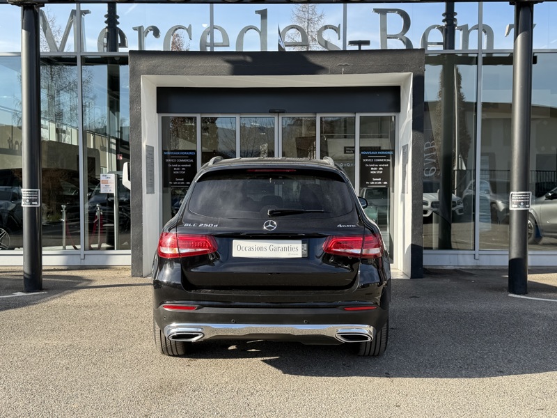 Image Mercedes-Benz GLC SUV GLC 250 d 4MATIC SUV Executive  