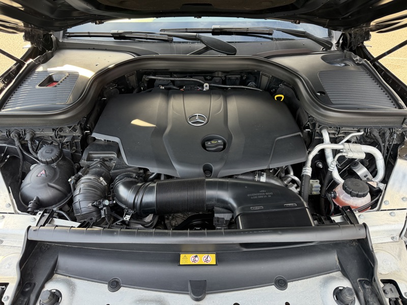 Image Mercedes-Benz GLC SUV GLC 250 d 4MATIC SUV Executive  