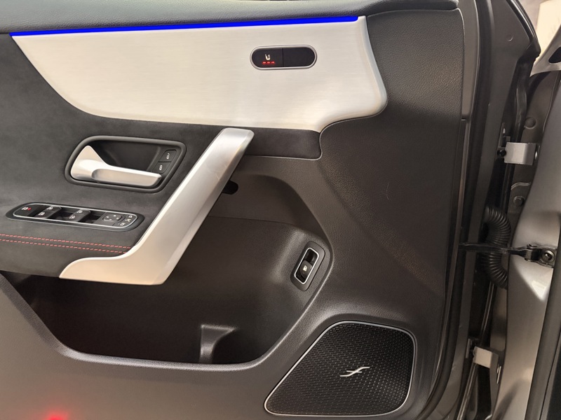 Image Mercedes-Benz CLASSE A 250 e AMG Line  