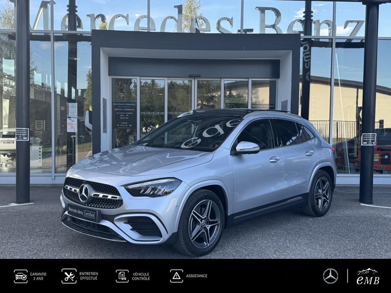 Photo Mercedes-Benz GLA 180 AMG Line  