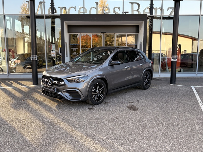 Photo Mercedes-Benz GLA 200 d AMG Line