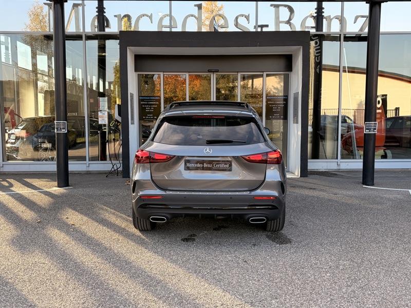 Image Mercedes-Benz GLA 200 d AMG Line  