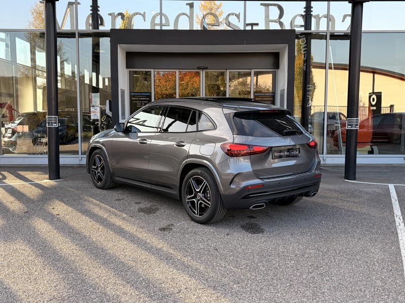 Image Mercedes-Benz GLA 200 d AMG Line  