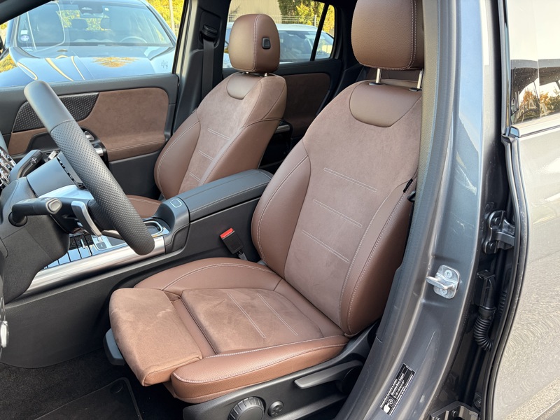 Image Mercedes-Benz GLA 200 d AMG Line  