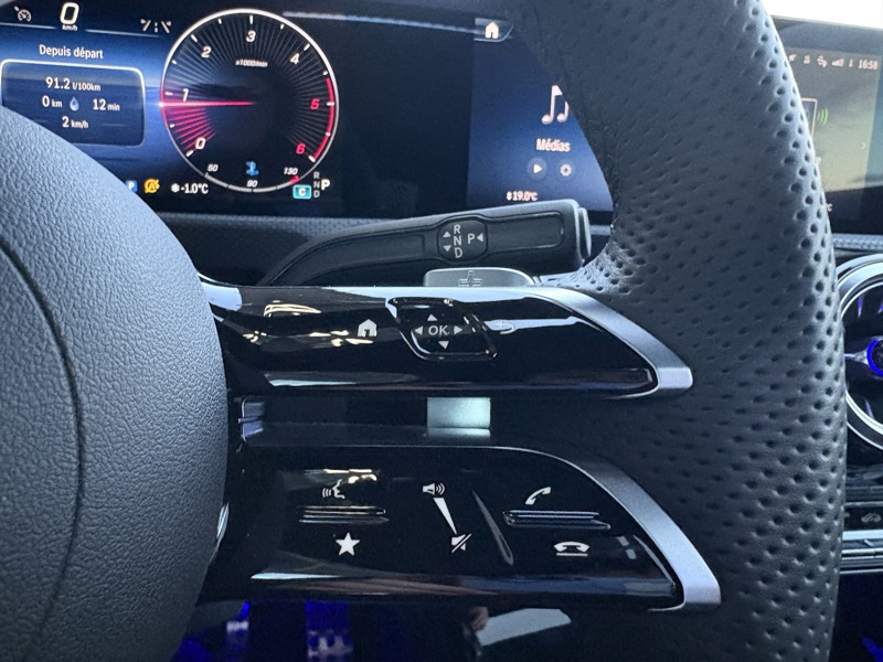 Image Mercedes-Benz CLA SHOOTING BRAKE CLA 200 d AMG Exclusive Design  