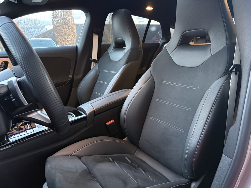 Image Mercedes-Benz CLA SHOOTING BRAKE CLA 200 d AMG Exclusive Design  