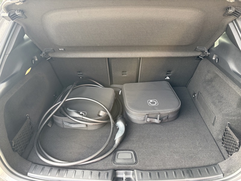 Image Mercedes-Benz EQA 300 4MATIC AMG Line  