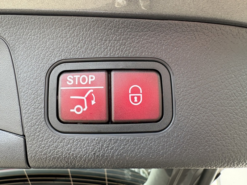 Image Mercedes-Benz EQA 300 4MATIC AMG Line  