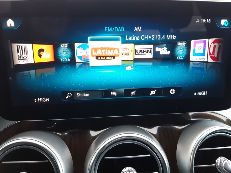 Image Mercedes-Benz GLC SUV GLC 300e 4MATIC SUV AMG Line  