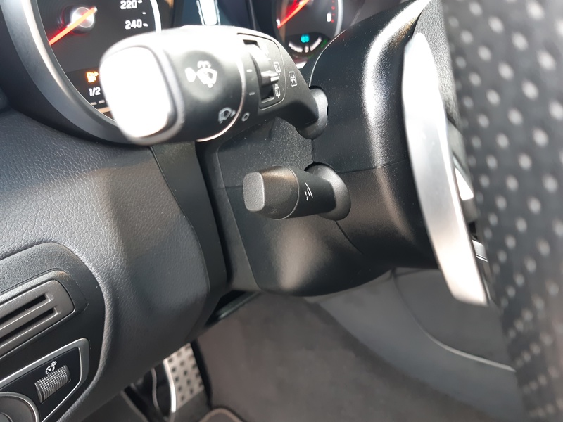 Image Mercedes-Benz GLC SUV GLC 300e 4MATIC SUV AMG Line  