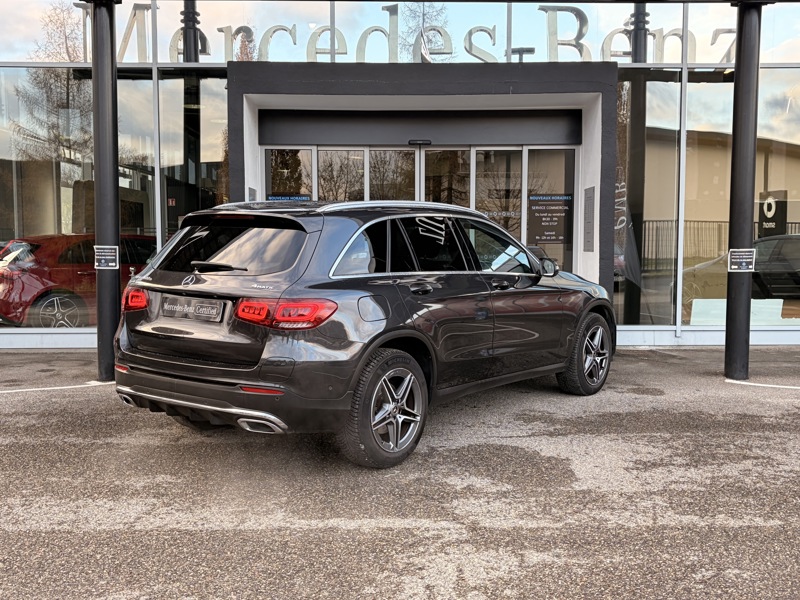 Image Mercedes-Benz GLC SUV GLC 300e 4MATIC SUV AMG Line  