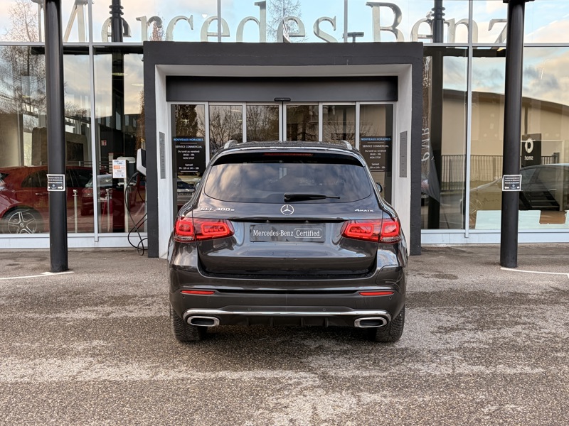 Image Mercedes-Benz GLC SUV GLC 300e 4MATIC SUV AMG Line  