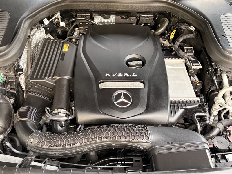 Image Mercedes-Benz GLC SUV GLC 300e 4MATIC SUV AMG Line  