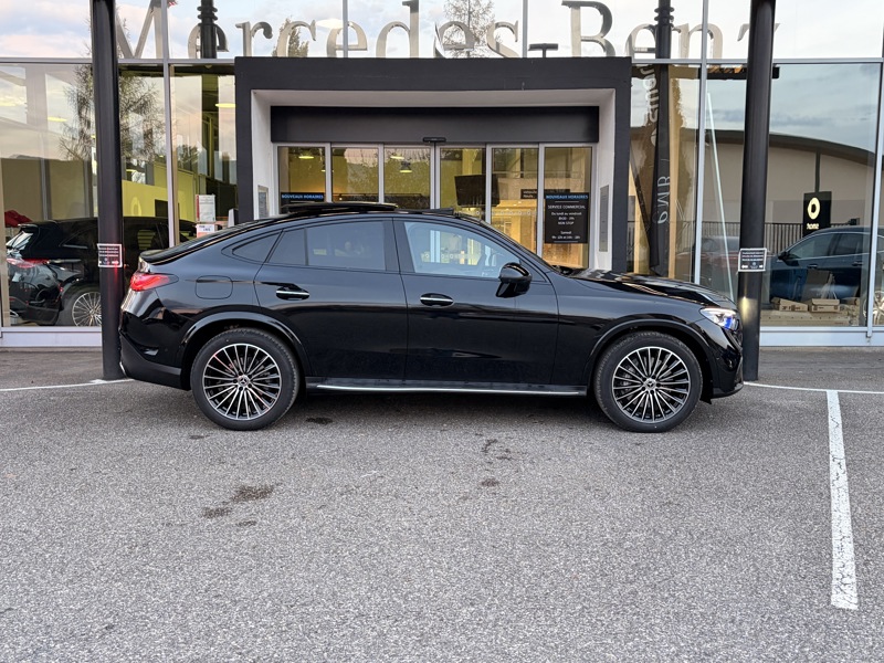 Image Mercedes-Benz GLC COUPÉ GLC 220 d 4MATIC Coupé AMG Line  