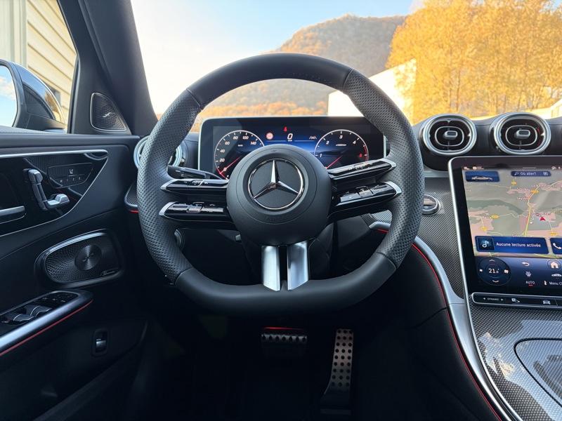 Image Mercedes-Benz CLASSE C BERLINE Classe C 220 d 4MATIC Berline AMG Line  