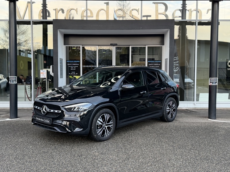 Photo Mercedes-Benz GLA 200 d Progressive Line  