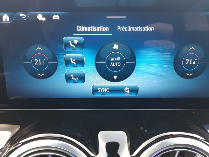 Image Mercedes-Benz GLA 250 e Hybrid EQ AMG Line  