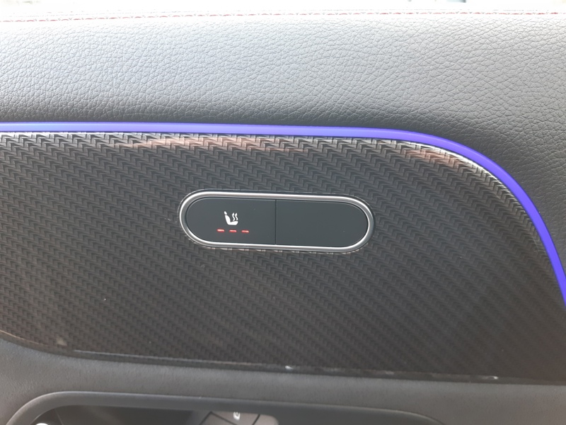 Image Mercedes-Benz GLA 250 e Hybrid EQ AMG Line  