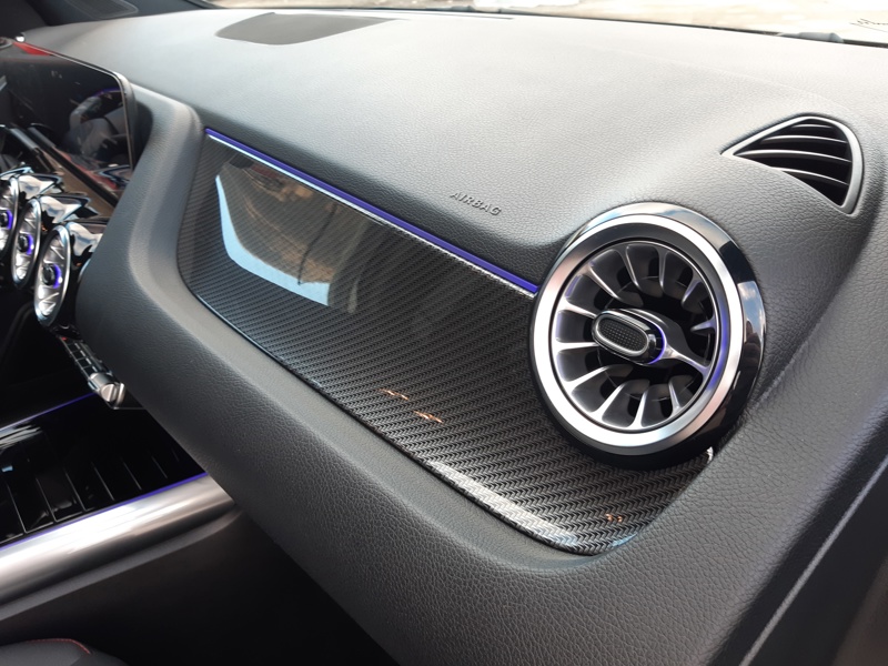 Image Mercedes-Benz GLA 250 e Hybrid EQ AMG Line  