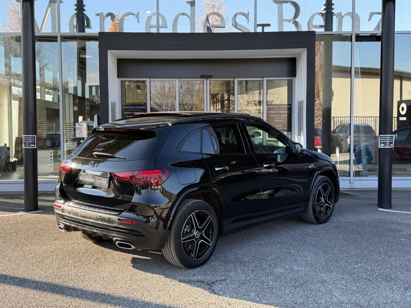 Image Mercedes-Benz GLA 250 e Hybrid EQ AMG Line  