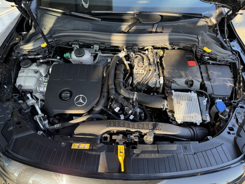 Image Mercedes-Benz GLA 250 e Hybrid EQ AMG Line  