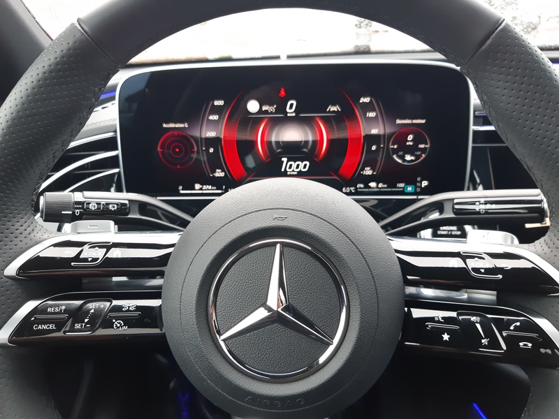 Image Mercedes-Benz CLASSE E BREAK Classe E 300 e Hybrid EQ AMG Line Break  