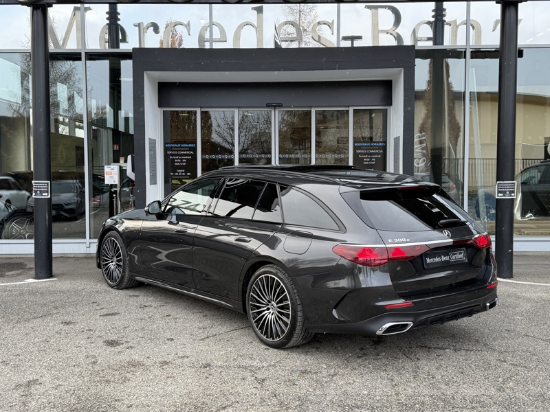 Image Mercedes-Benz CLASSE E BREAK Classe E 300 e Hybrid EQ AMG Line Break  