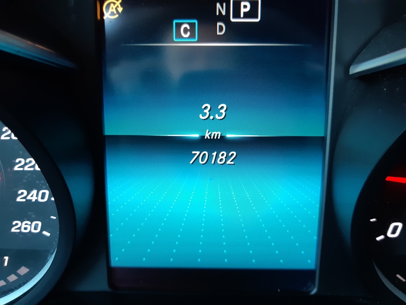 Image Mercedes-Benz GLC SUV GLC 220 d 4MATIC SUV Avantgard  