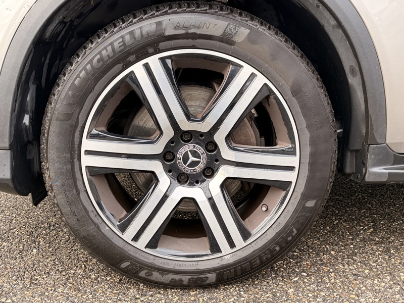 Image Mercedes-Benz GLC SUV GLC 220 d 4MATIC SUV Avantgard  