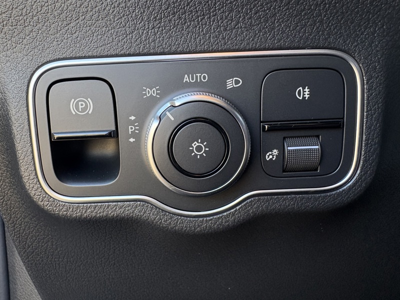 Image Mercedes-Benz GLA 200 d AMG Exclusive Design  