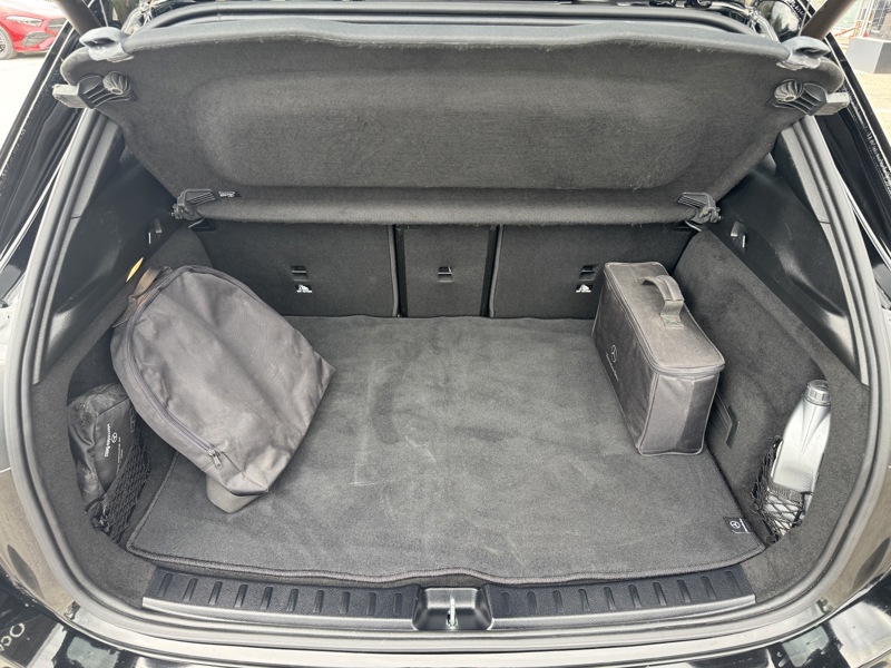 Image Mercedes-Benz EQA 350 4Matic AMG Line  292 ch 