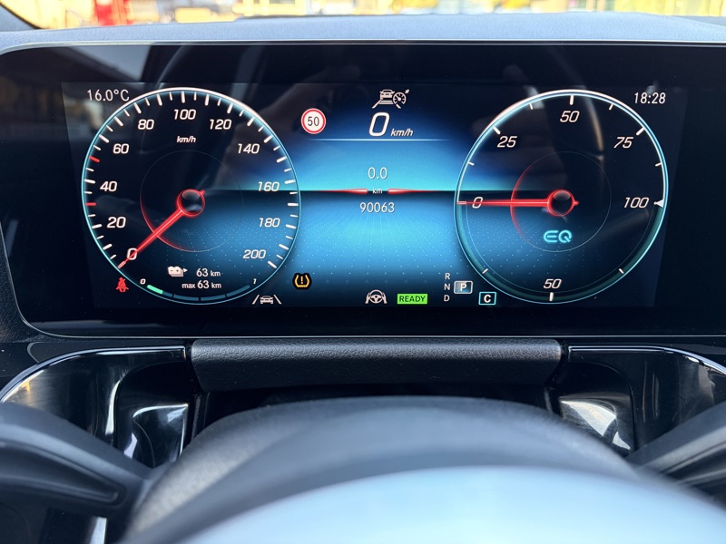 Image Mercedes-Benz EQA 350 4Matic AMG Line  292 ch 