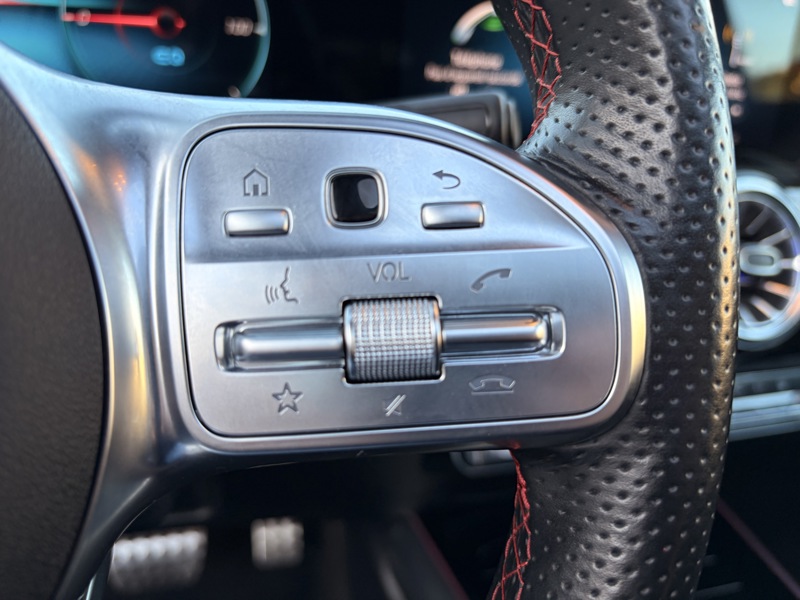 Image Mercedes-Benz EQA 350 4Matic AMG Line  292 ch 