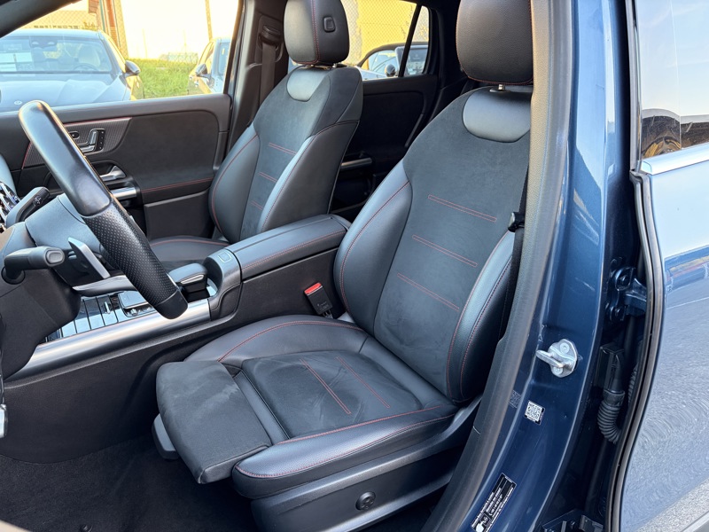 Image Mercedes-Benz EQA 350 4Matic AMG Line  292 ch 