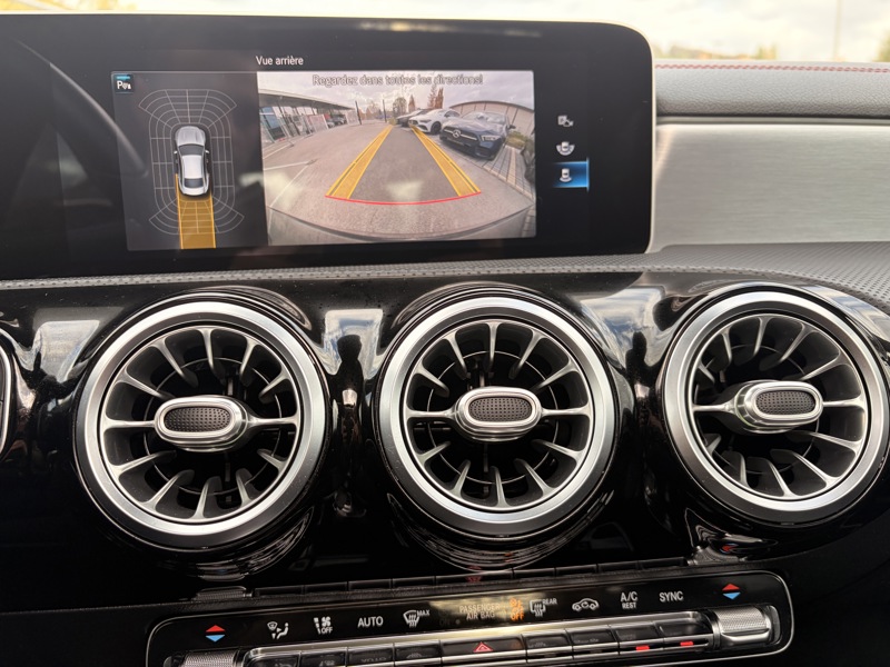 Image Mercedes-Benz CLA COUPÉ CLA 180 d Coupé AMG Line  