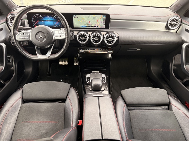 Image Mercedes-Benz CLA COUPÉ CLA 180 d Coupé AMG Line  