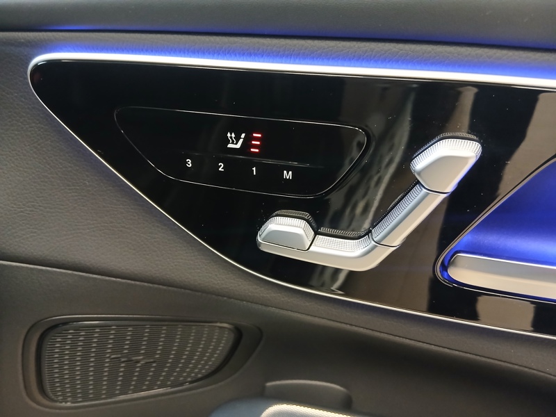 Image Mercedes-Benz GLC COUPÉ GLC 220 d 4MATIC Coupé AMG Line  