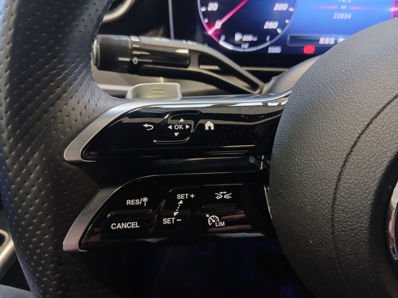 Image Mercedes-Benz GLC COUPÉ GLC 220 d 4MATIC Coupé AMG Line  