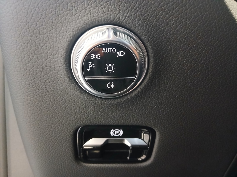 Image Mercedes-Benz GLC COUPÉ GLC 220 d 4MATIC Coupé AMG Line  