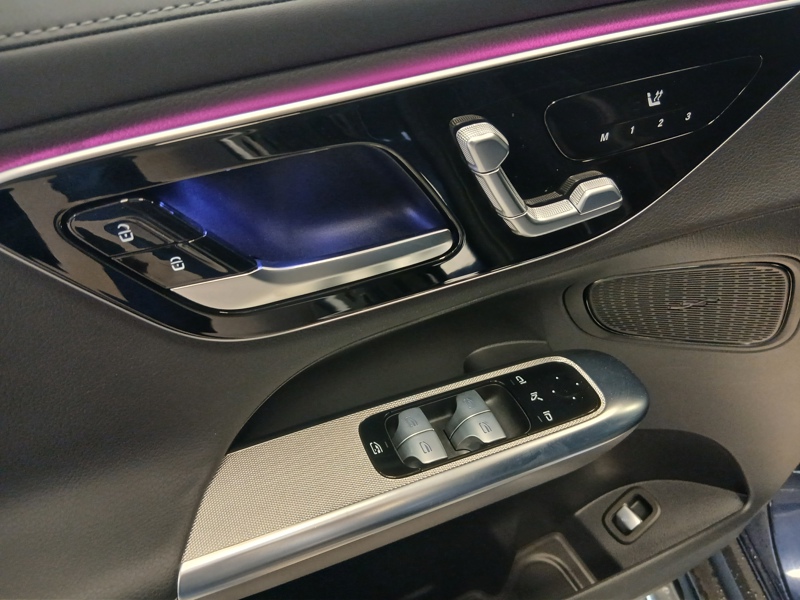 Image Mercedes-Benz GLC COUPÉ GLC 220 d 4MATIC Coupé AMG Line  