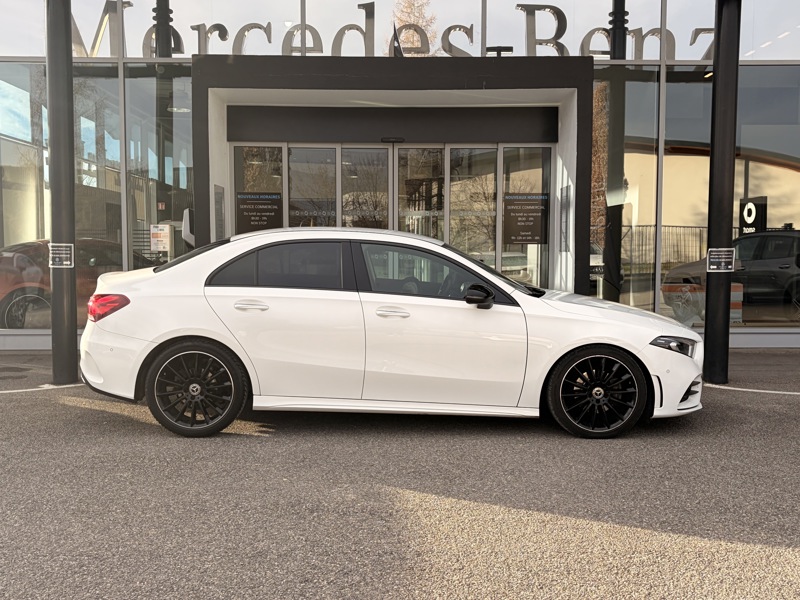 Image Mercedes-Benz CLASSE A 200 d Berline AMG Line  